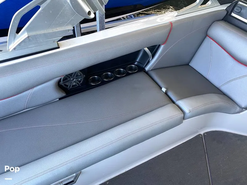 Slide: The Image of Mastercraft X46 2016 - 9903683