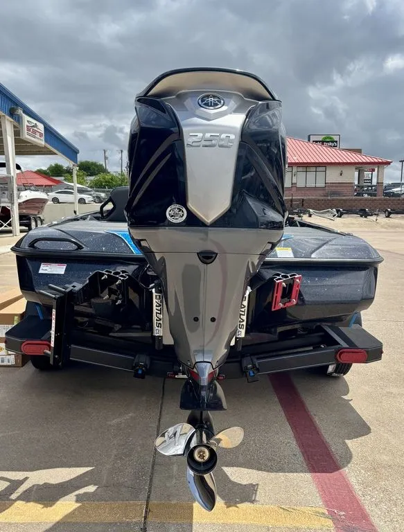 Slide: The Image of Skeeter SKEETER ZXE21 2026 - 13
