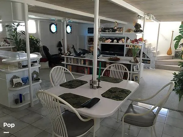 Slide: The Image of Custom 55' Motor Yacht 1994 - 9768422