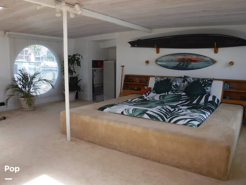 Slide: The Image of Custom 55' Motor Yacht 1994 - 11107650