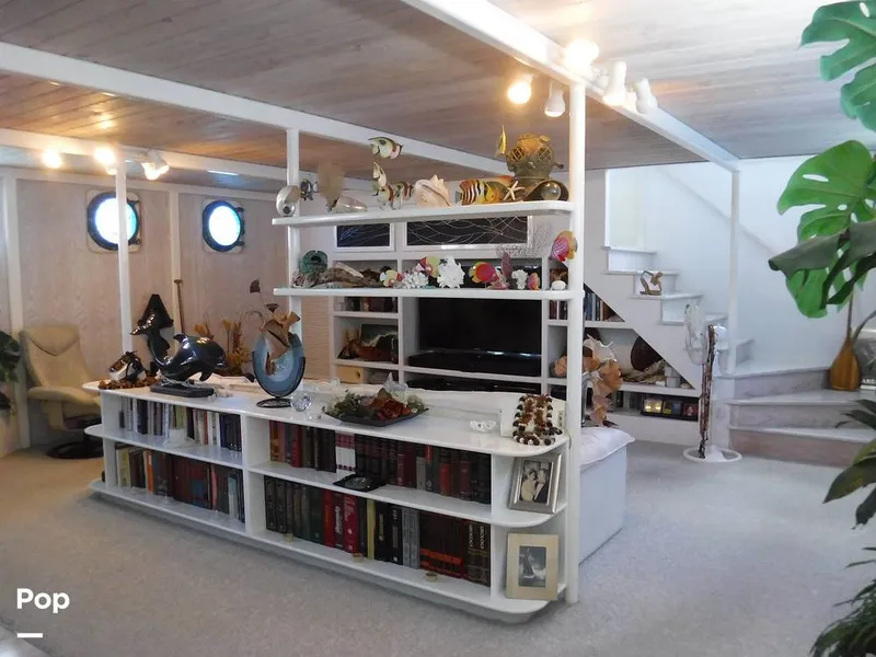 Slide: The Image of Custom 55' Motor Yacht 1994 - 11107655