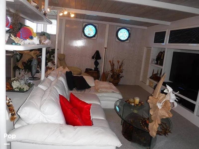 Slide: The Image of Custom 55' Motor Yacht 1994 - 11107657