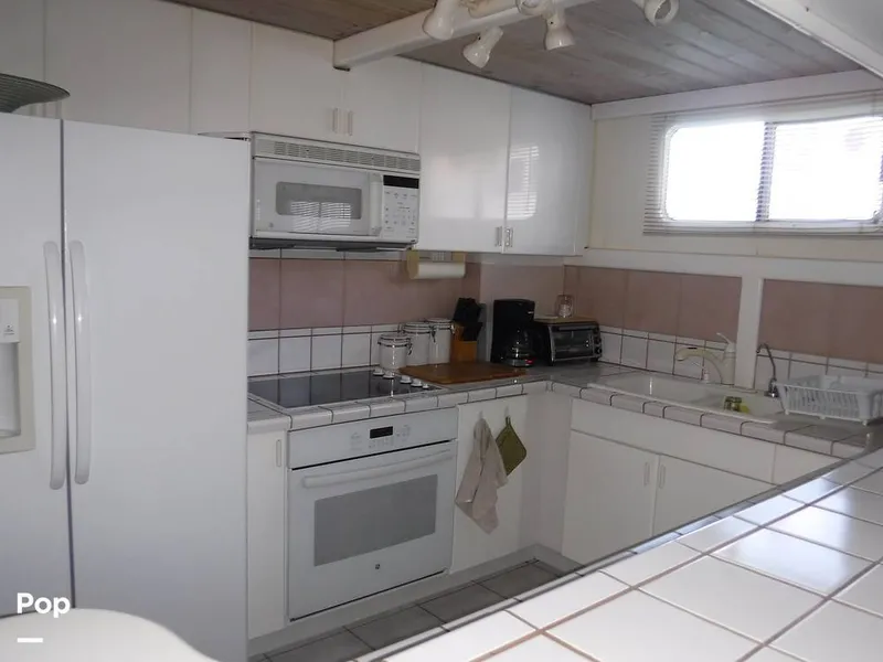 Slide: The Image of Custom 55' Motor Yacht 1994 - 11107700