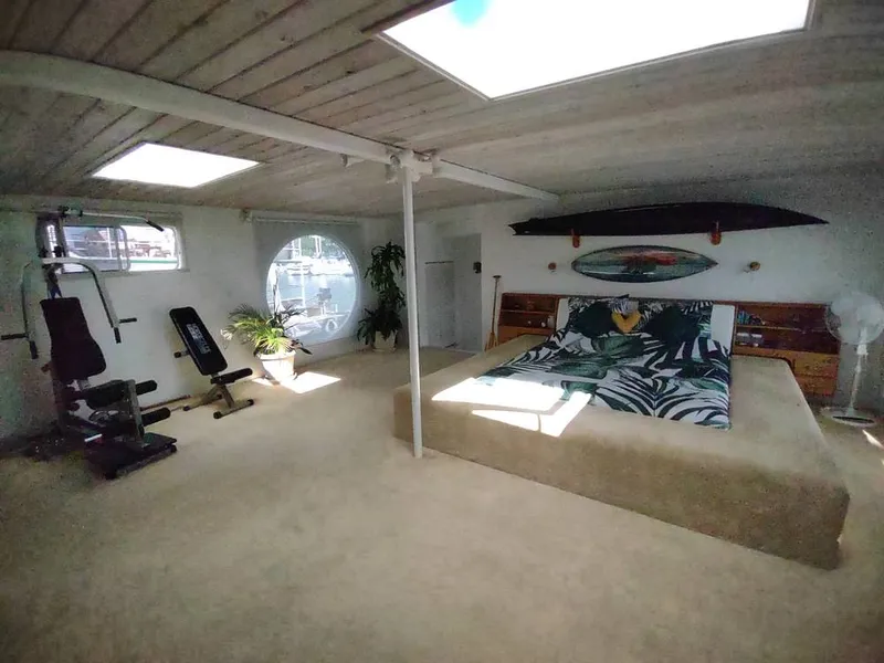 Slide: The Image of Custom 55' Motor Yacht 1994 - 11579144