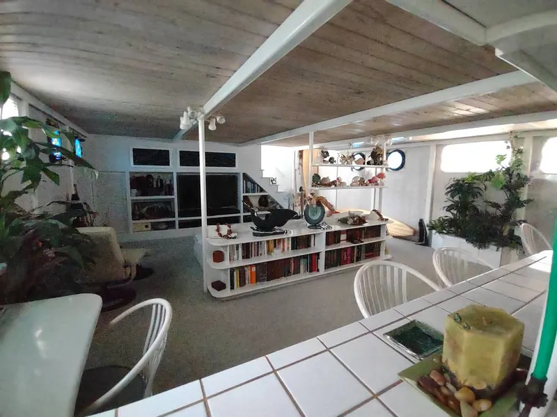 Slide: The Image of Custom 55' Motor Yacht 1994 - 11579164