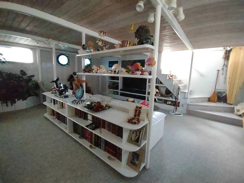 Slide: The Image of Custom 55' Motor Yacht 1994 - 11579178