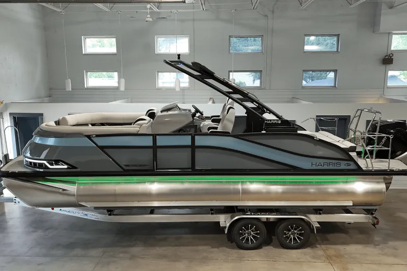 The Image of Harris 230 Grand Mariner 2025 - 0