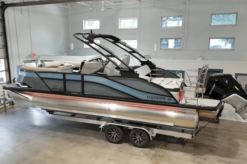 Slide: The Image of Harris 230 Grand Mariner 2025 - 2