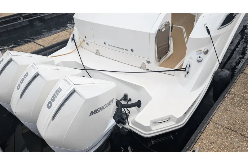 Slide: The Image of Sea Ray Sundancer 320 Outboard 2023 - 2