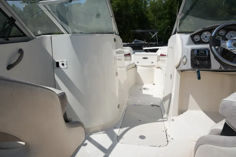 Slide: The Image of Stingray Boat Company 234LR OB 2013 - 24