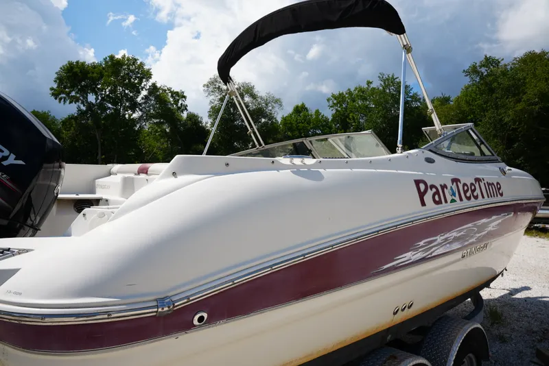 Slide: The Image of Stingray Boat Company 234LR OB 2013 - 10
