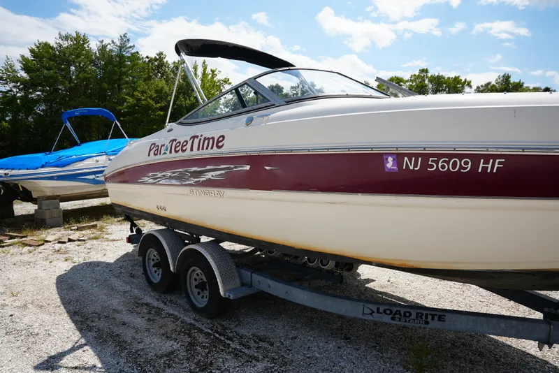 Slide: The Image of Stingray Boat Company 234LR OB 2013 - 12