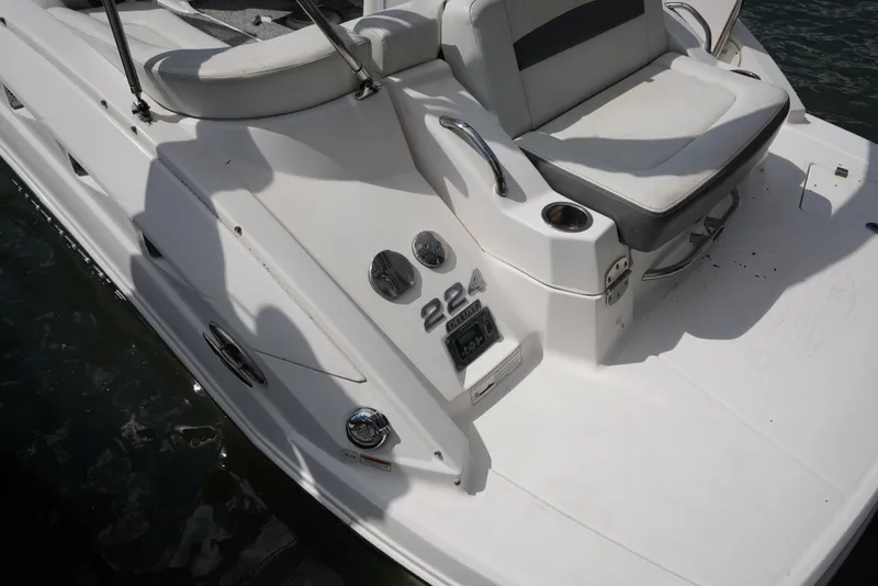 Slide: The Image of Chaparral 224 Sunesta 2014 - 22