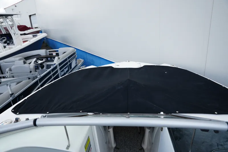 Slide: The Image of Chaparral 224 Sunesta 2014 - 51