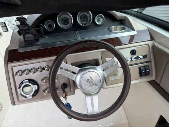 Slide: The Image of Sea Ray 250SLX 2013 - 6
