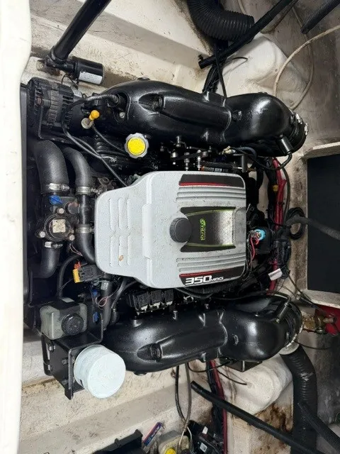 Slide: The Image of Sea Ray 250SLX 2013 - 3