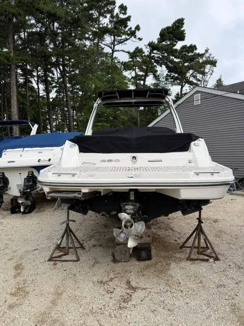 Slide: The Image of Sea Ray 250SLX 2013 - 1