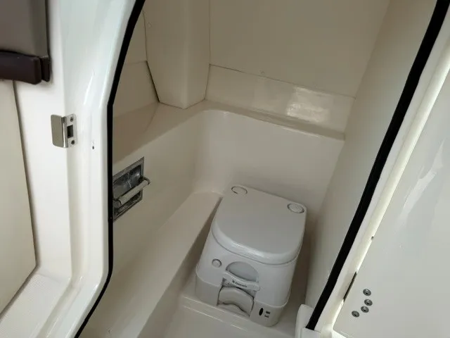 Slide: The Image of Sea Ray 250SLX 2013 - 8