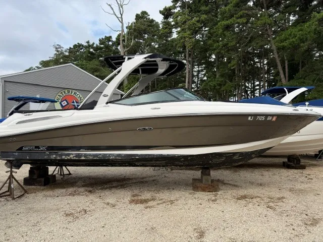 Slide: The Image of Sea Ray 250SLX 2013 - 4