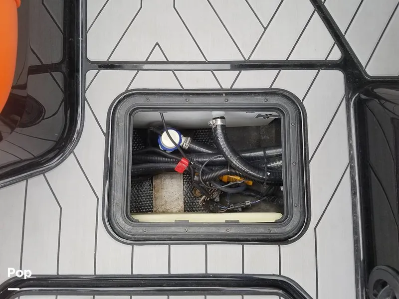 Slide: The Image of Malibu 22 MXZ Wakesetter 2019 - 9913684