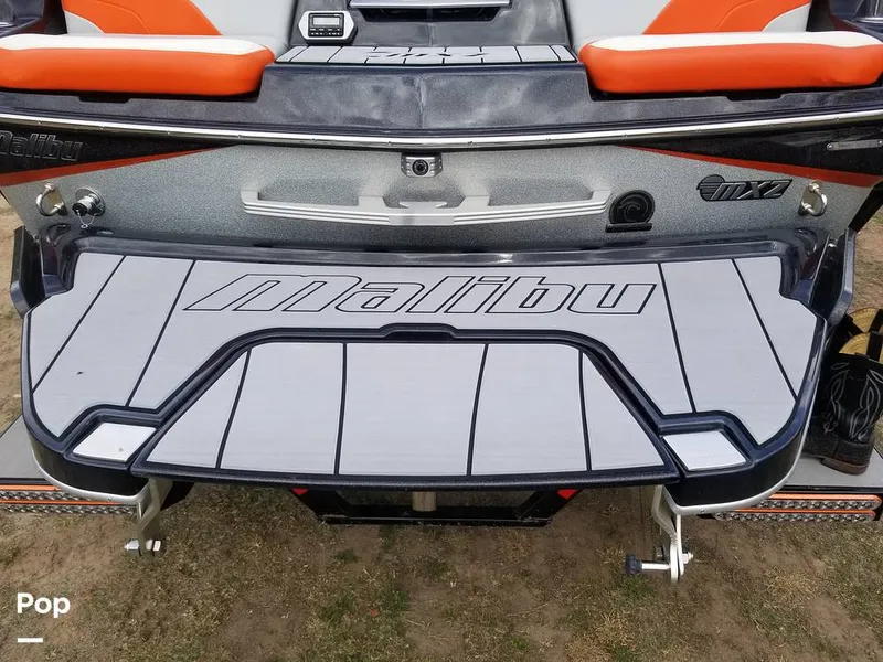 Slide: The Image of Malibu 22 MXZ Wakesetter 2019 - 9913574