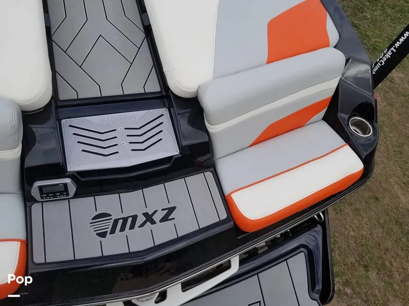 Slide: The Image of Malibu 22 MXZ Wakesetter 2019 - 9913600