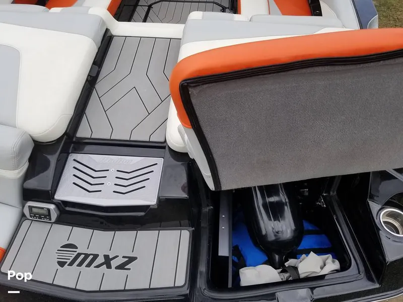 Slide: The Image of Compartment Storage - 9913614