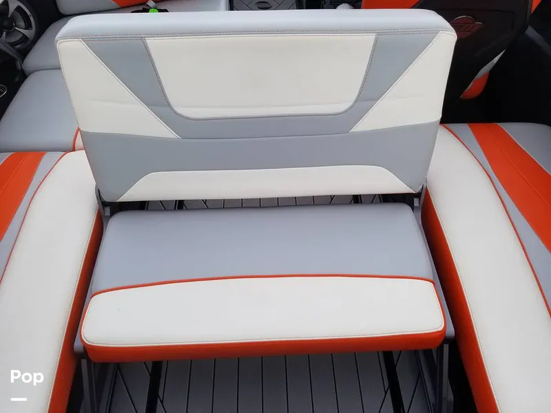 Slide: The Image of Malibu 22 MXZ Wakesetter 2019 - 9913629