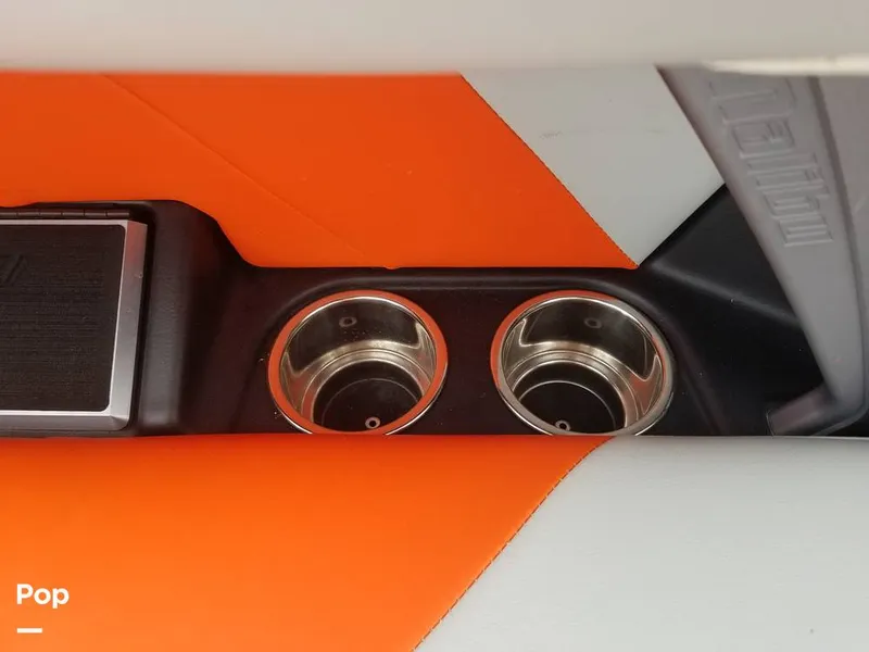 Slide: The Image of Beverage Holders - 9913632