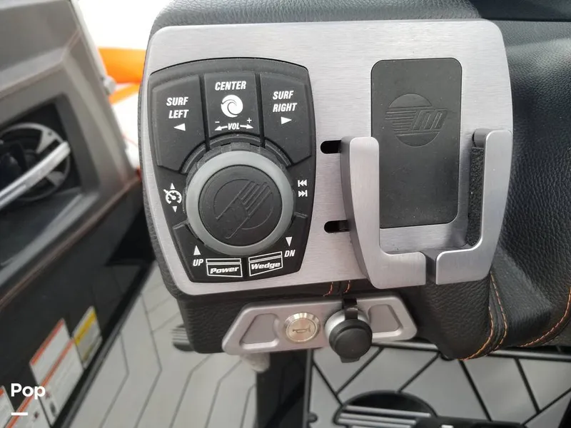 Slide: The Image of Malibu 22 MXZ Wakesetter 2019 - 9913648