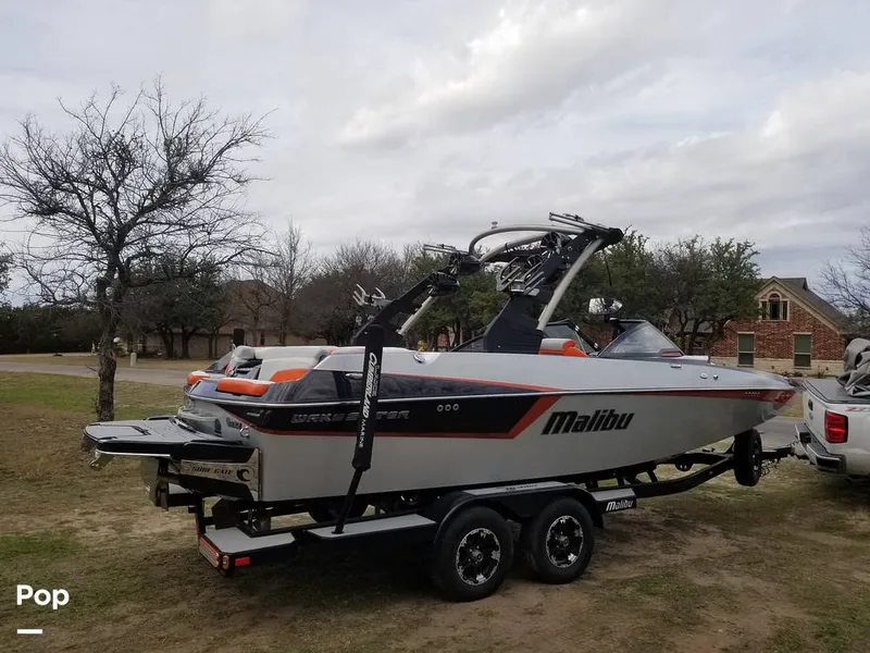 Slide: The Image of Malibu 22 MXZ Wakesetter 2019 - 9913578