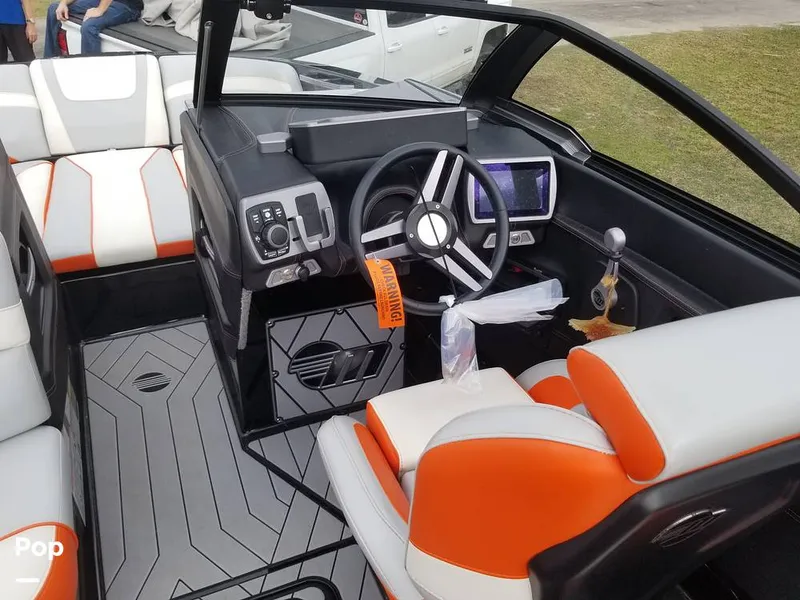 Slide: The Image of Steering Wheel - 9913664