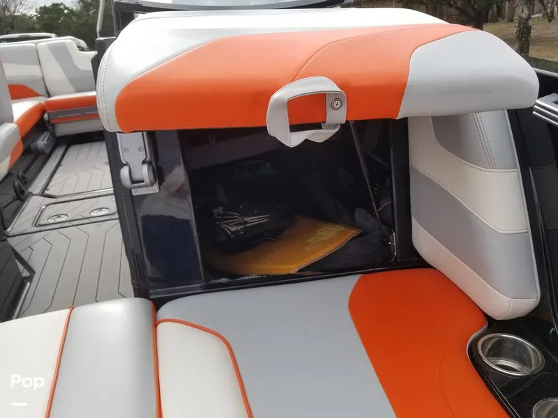 Slide: The Image of Malibu 22 MXZ Wakesetter 2019 - 9913670