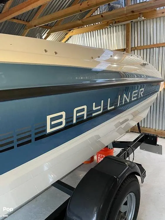 Slide: The Image of Bayliner 195BR 2012 - 9848469