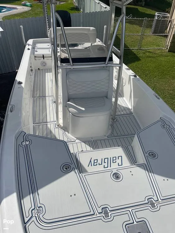 Slide: The Image of Sea Hunt 24 BR 2013 - 9828458