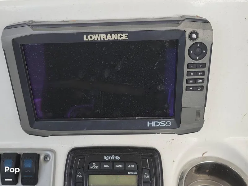 Slide: The Image of Sea Hunt 24 BR 2013 - 9851715