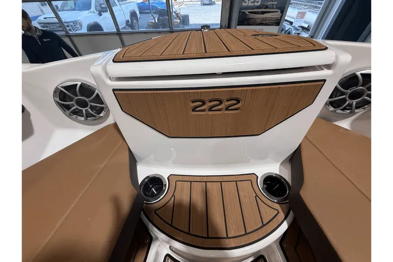 Slide: The Image of Yamaha 222SE 2025 - 14