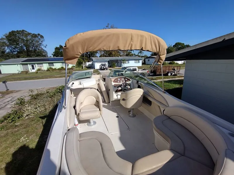 Slide: The Image of Sea Ray 260 Signature 2001 - 11679673