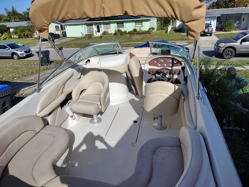 Slide: The Image of Sea Ray 260 Signature 2001 - 11679677