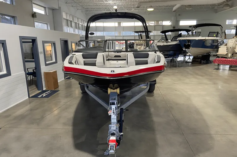 Slide: The Image of Yamaha AR195 2025 - 2