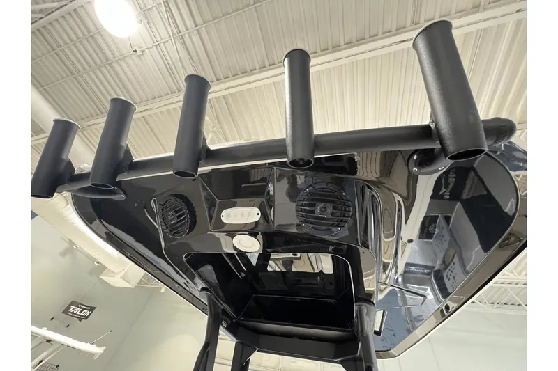 Slide: The Image of Yamaha 255 FSH Sport E 2025 - 15