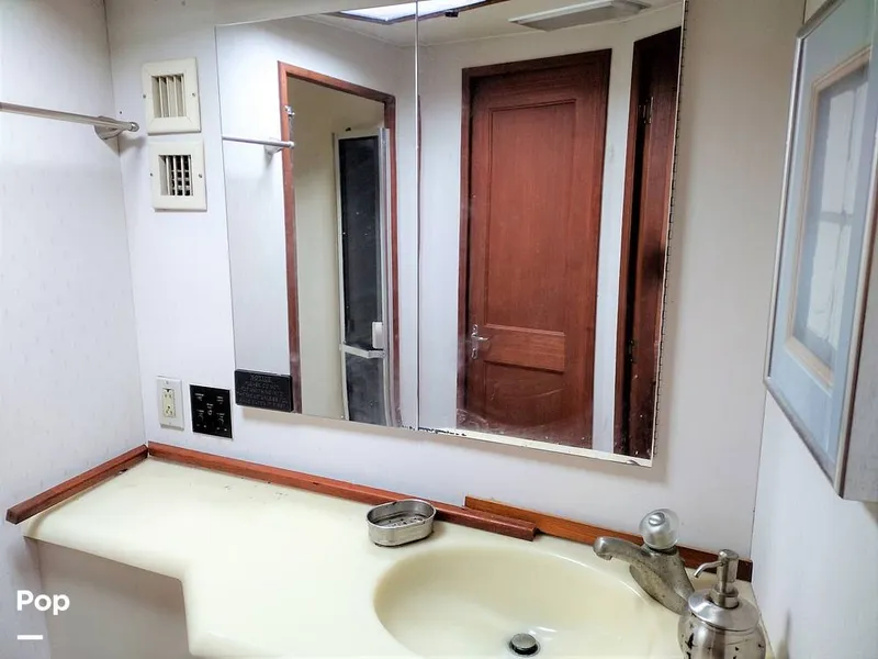 Slide: The Image of Viking 53 Sport Fisherman 1990 - 10146396