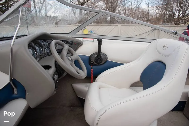 Slide: The Image of Crownline Boats 180BR 2003 - 9991199
