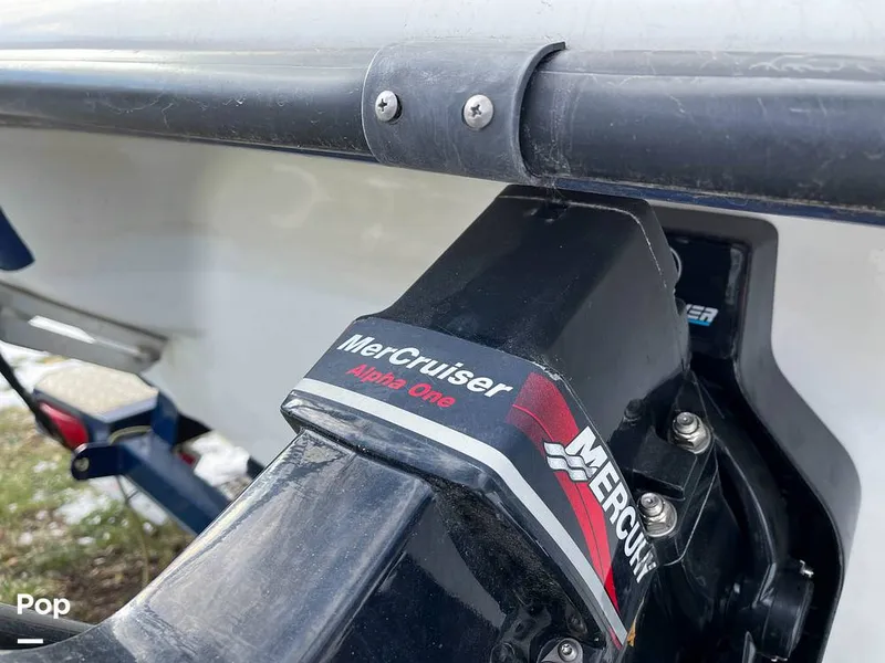 Slide: The Image of Crownline Boats 180BR 2003 - 9991345
