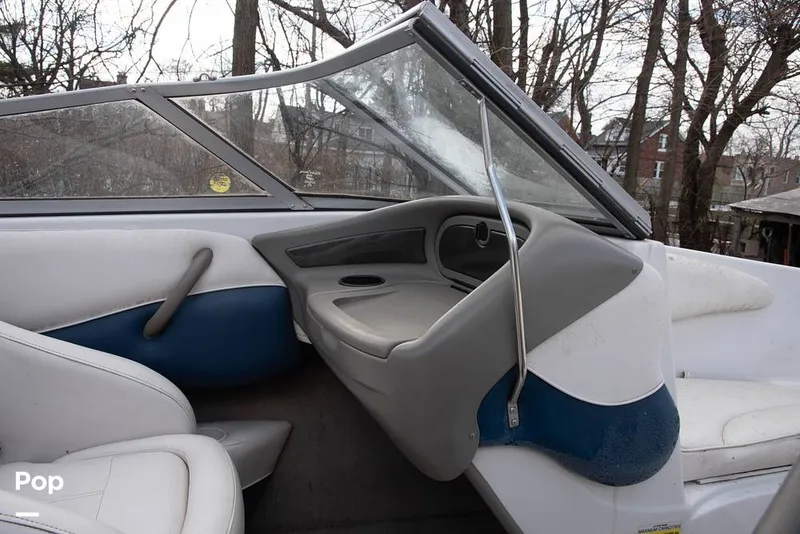 Slide: The Image of Crownline Boats 180BR 2003 - 9991218