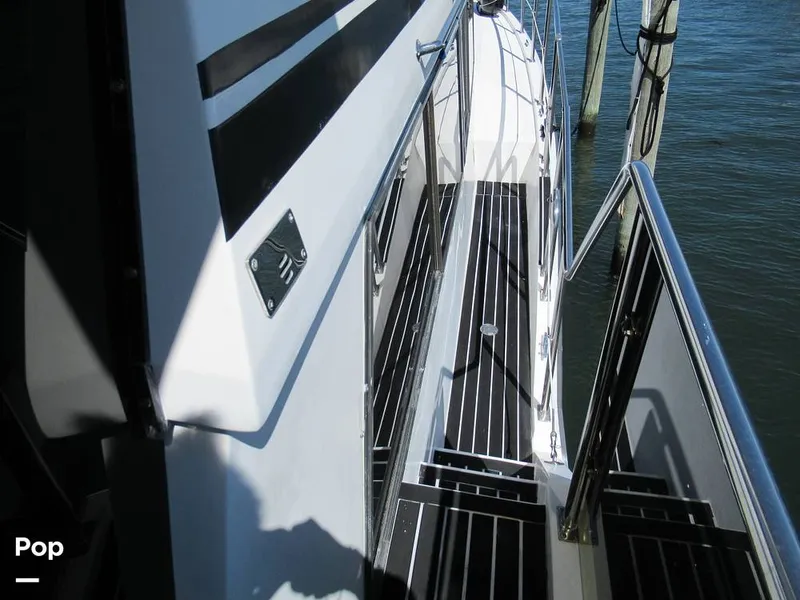 Slide: The Image of Symbol 44 MKII Sundeck 1987 - 10468441