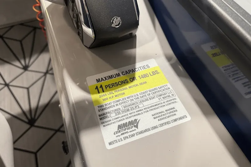 Slide: The Image of Harris 230 GRAND MARINER 2023 - 21