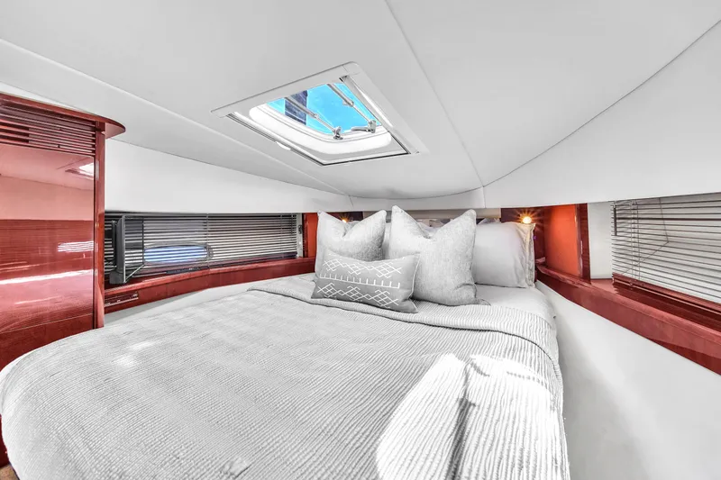 Slide: The Image of Sea Ray 500 Sundancer 2010 - 48