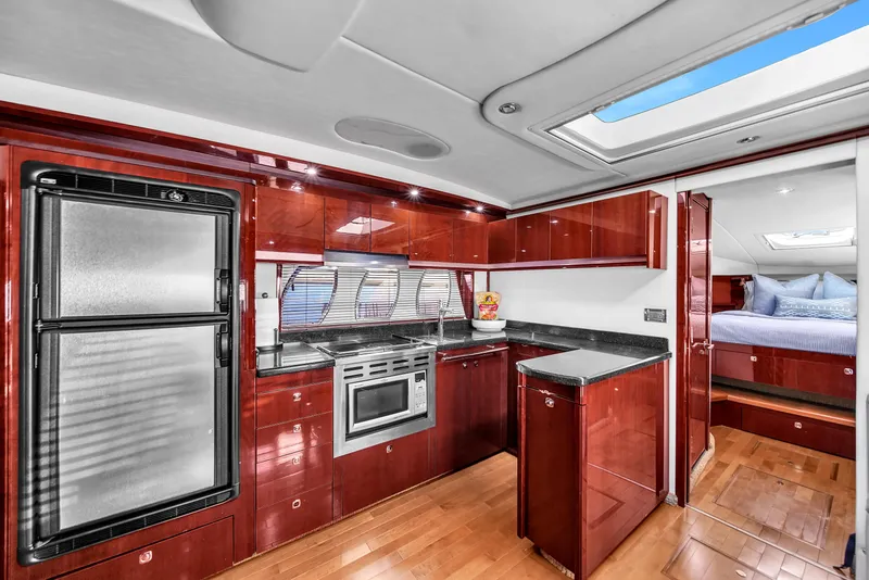 Slide: The Image of Sea Ray 500 Sundancer 2010 - 41