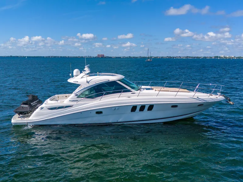 Slide: The Image of Sea Ray 500 Sundancer 2010 - 1